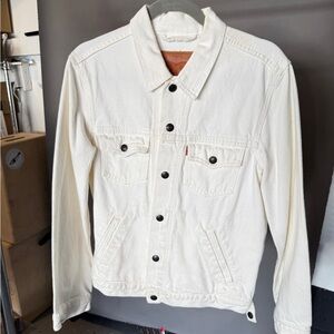 White Levi’s Jean jacket